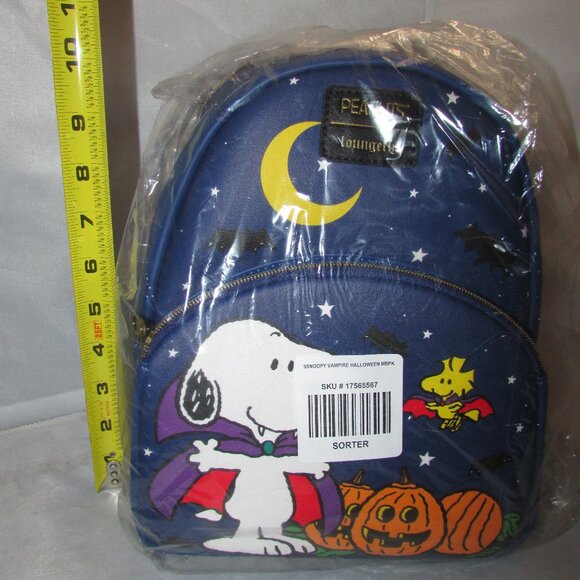 Loungefly Peanuts Snoopy & Woodstock Vampire Halloween Mini Backpack NWT - Picture 2 of 5